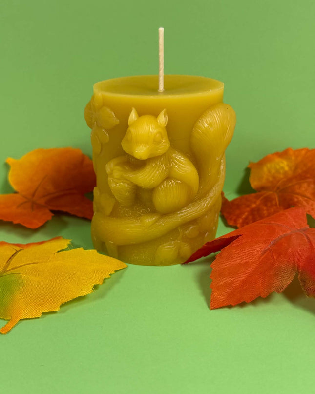 Squirrel Pillar - Gold