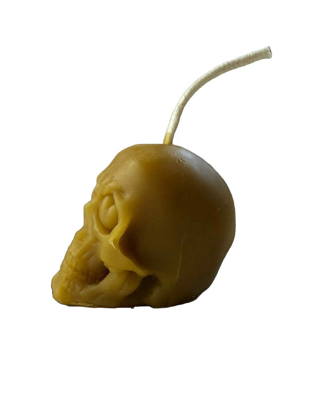 Skull With Heart Eyes Gold