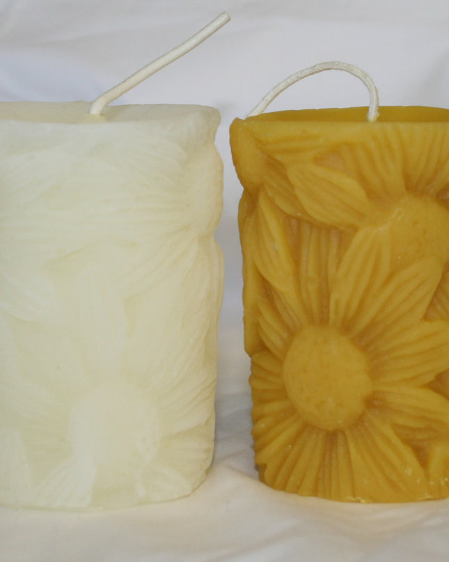 Daisy Pillar (Gold or White)