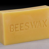 1 Pound Solid Bar Of Beeswax