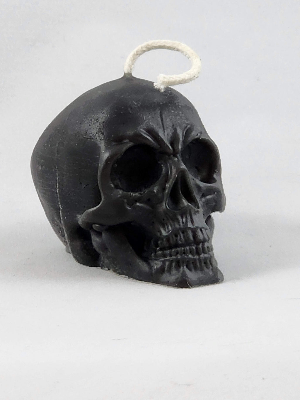 Skull (Black or Gold)
