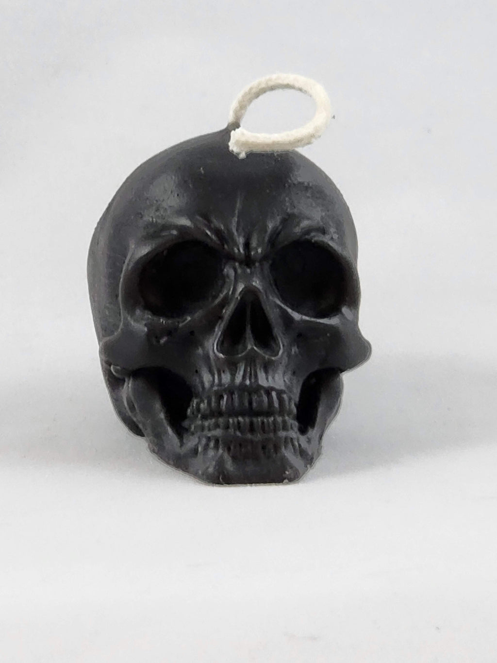 Skull (Black or Gold)